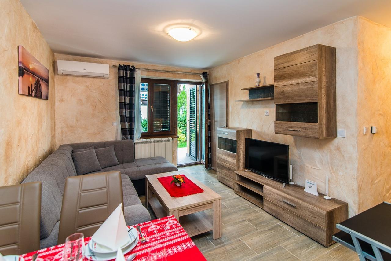 Apartment Stela Poreč Dış mekan fotoğraf