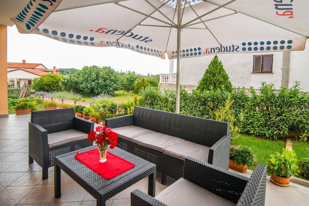 Apartment Stela Poreč Dış mekan fotoğraf